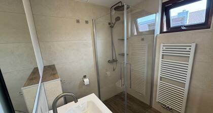 2 Schlafzimmer Unterkunft in Julianadorp aan Zee