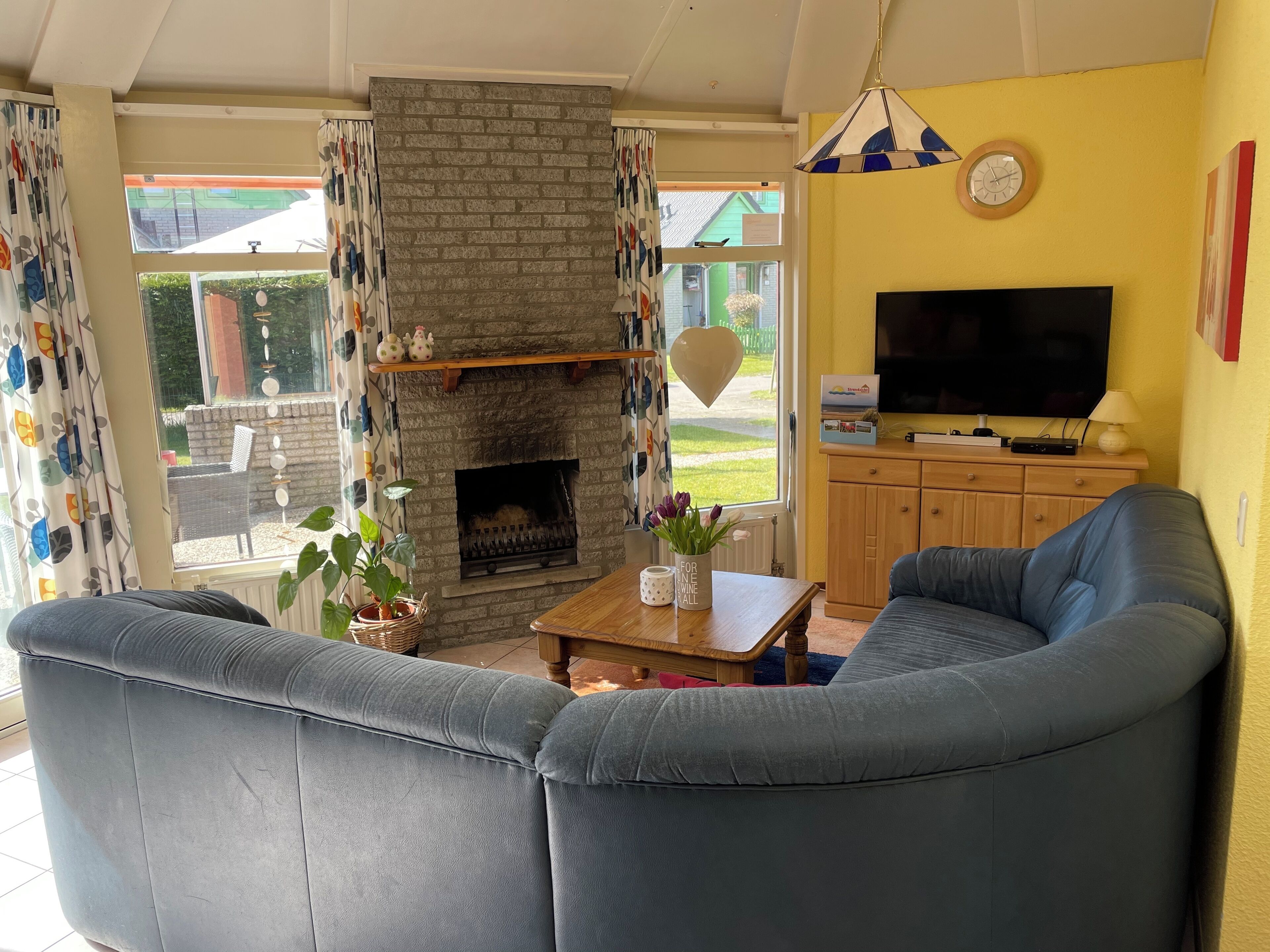 3 Bedroom Accommodation In Julianadorp Aan Zee - Texel