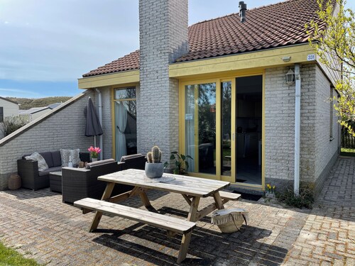 3 bedroom accommodation in Julianadorp aan Zee
