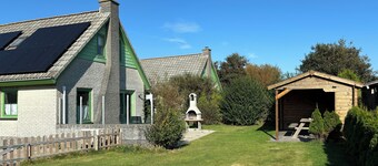 4 bedroom accommodation in Julianadorp aan Zee