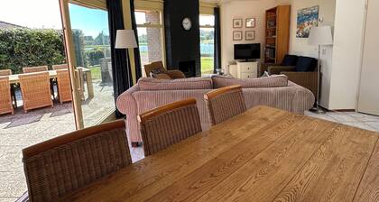 2 bedroom accommodation in Julianadorp aan Zee