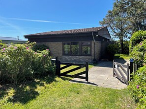 Exterior - 2 bedroom accommodation in Julianadorp aan Zee (Julianadorp aan Zee)