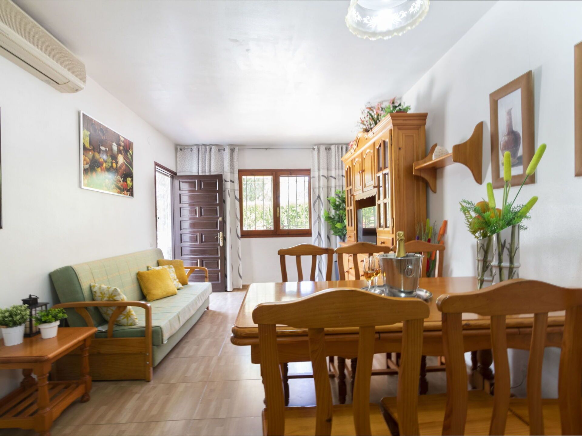Preciosa Casa De Vacaciones Privada Para 4 Personas Con A/c, Wifi, Tv, Patio Y Mascotas Permitida - Riumar