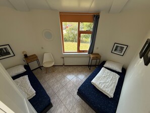 3 室のベッドルーム、WiFi (無料)