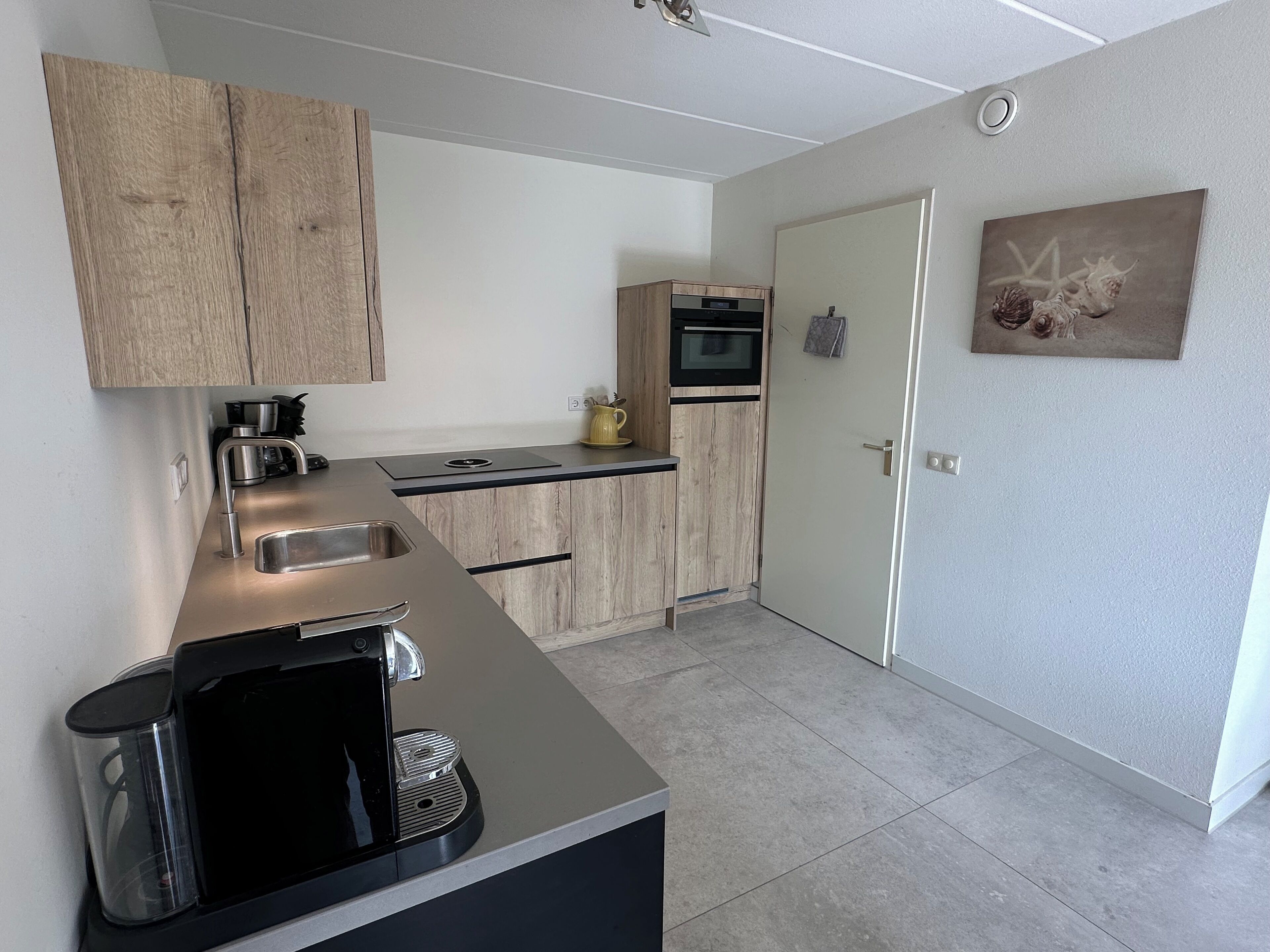 Réfrigérateur, four, plaque de cuisson, lave-vaisselle