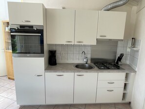 Frigorifero, forno, lavastoviglie, macchina per tè/caffè