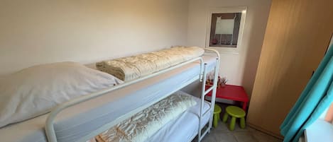 3 bedrooms, free WiFi