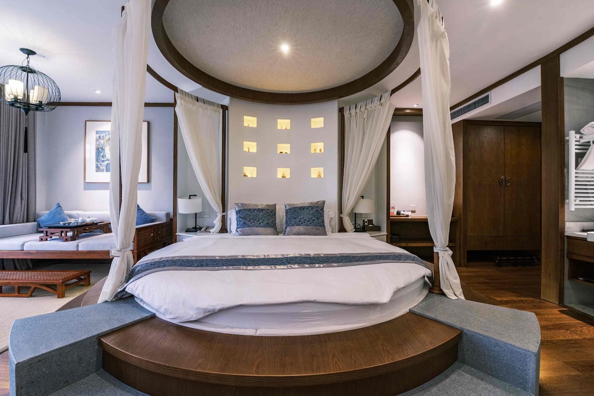 SuĂte romĂąntica | 1 quarto, roupas de cama premium, edredons de pluma