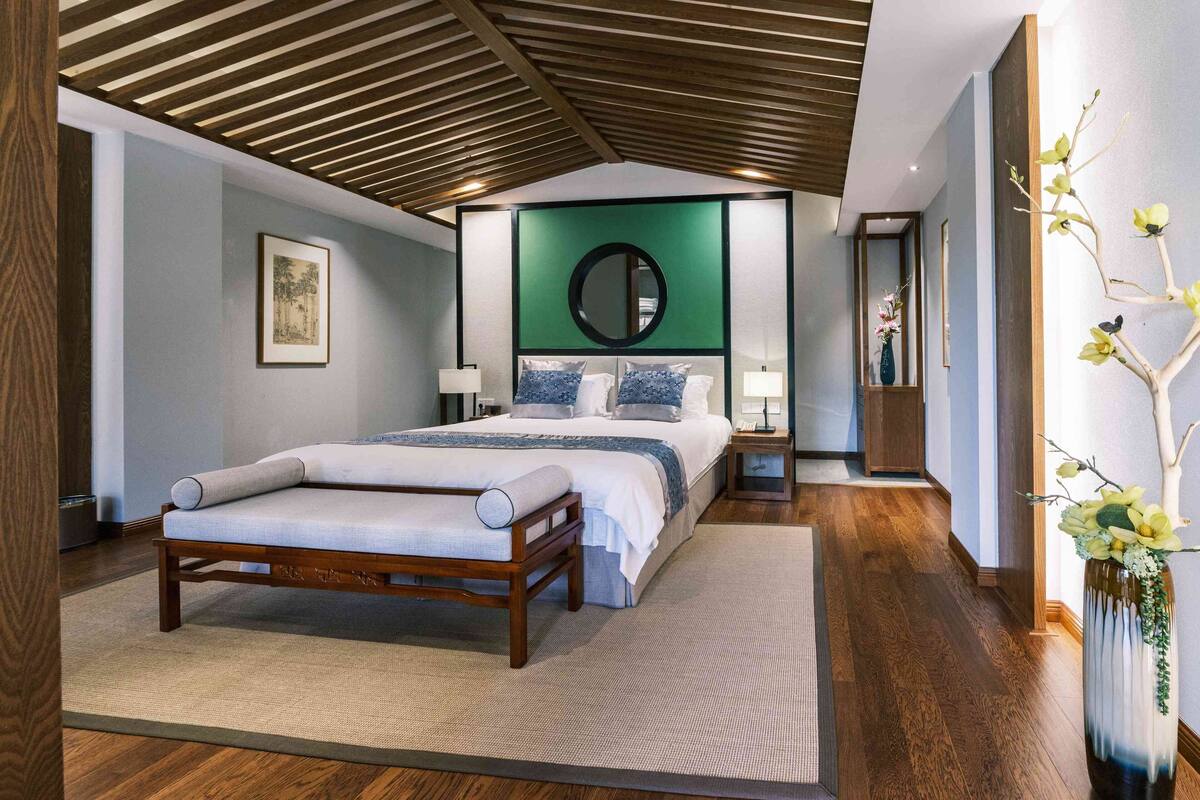 SuĂte estĂșdio com design assinado | 1 quarto, roupas de cama premium, edredons de pluma
