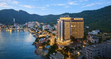 Oyster Bay Hotel Vung Tau