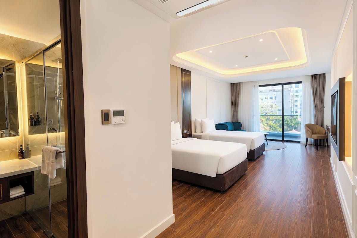 Ropa de cama de alta calidad y artículos del minibar gratis
