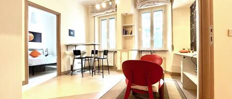 2 bedrooms, desk, free WiFi, bed sheets