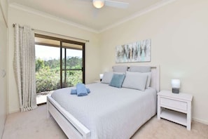 4 bedrooms, iron/ironing board, free WiFi - Kookaburra Range (North Rothbury)