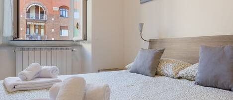 3 Schlafzimmer, Schreibtisch, WLAN, Bettwäsche