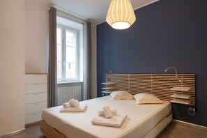 1 bedroom, iron/ironing board, WiFi, bed sheets - La Casa in Viale, short term rent apartment (Trieste)