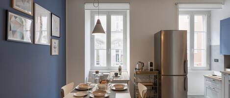 Fridge, oven, electric kettle, cookware/dishes/utensils