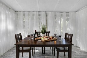 Dining - Wake up in Buckhead’s premier neighborhood, steps from Lenox Square and Phipps Plaza. Sip coffee in your private backyard oasis. Work from home with blazing fast Wi-Fi and unwind in spaces styled for comfort.” (Atlanta)