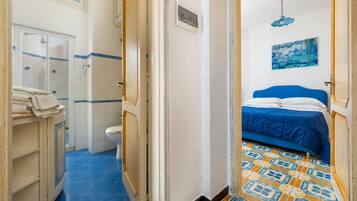 2 camere, ferro/asse da stiro, Wi-Fi gratuito, lenzuola