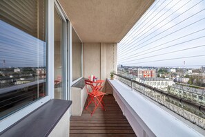 Balcony - Studio Next to Spodek by Renters (Katowice)