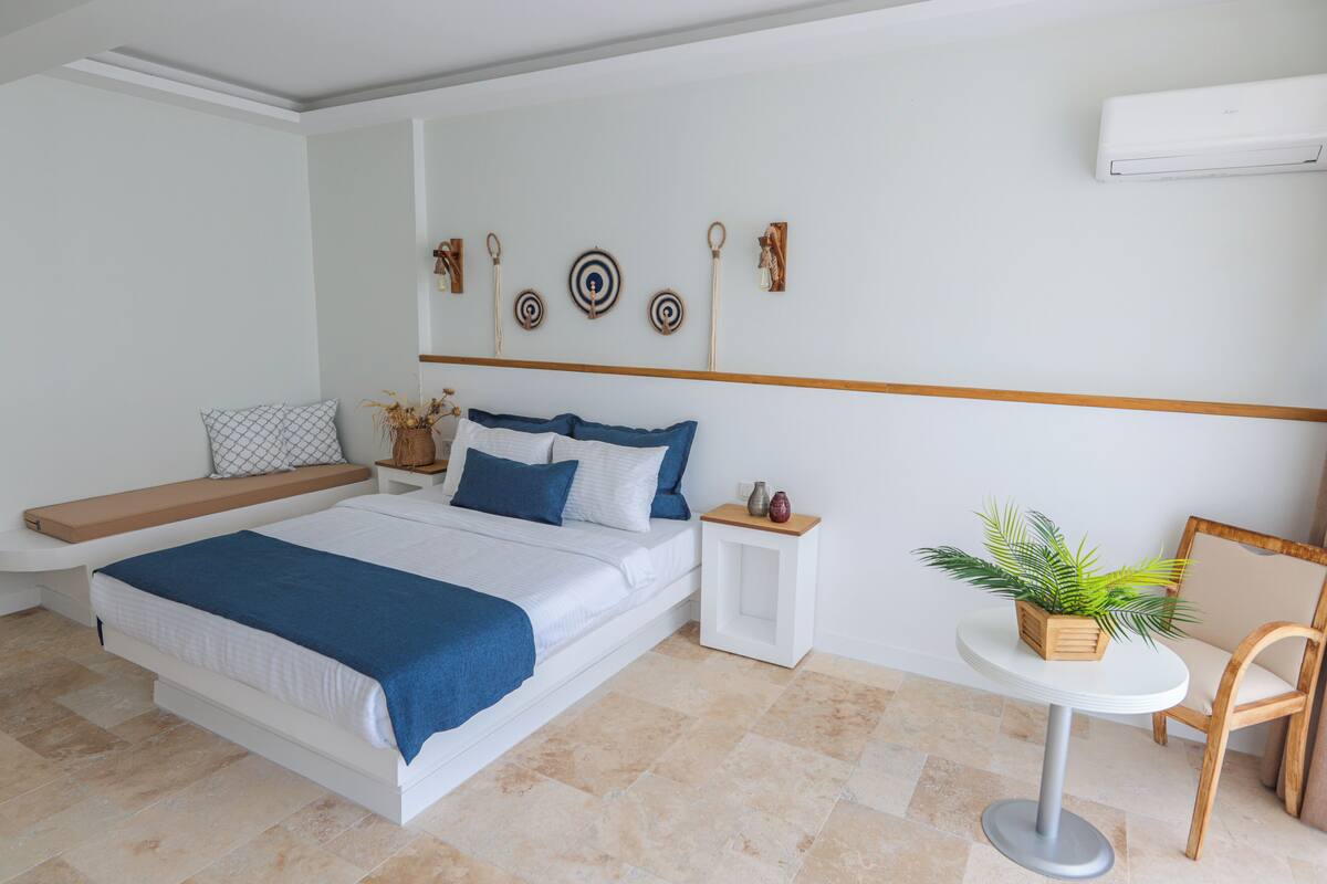 Minibar, soundproofing, iron/ironing board (on request), free WiFi