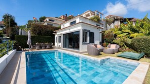 Pool - Villa Liana by LovelyStay (Canhas)