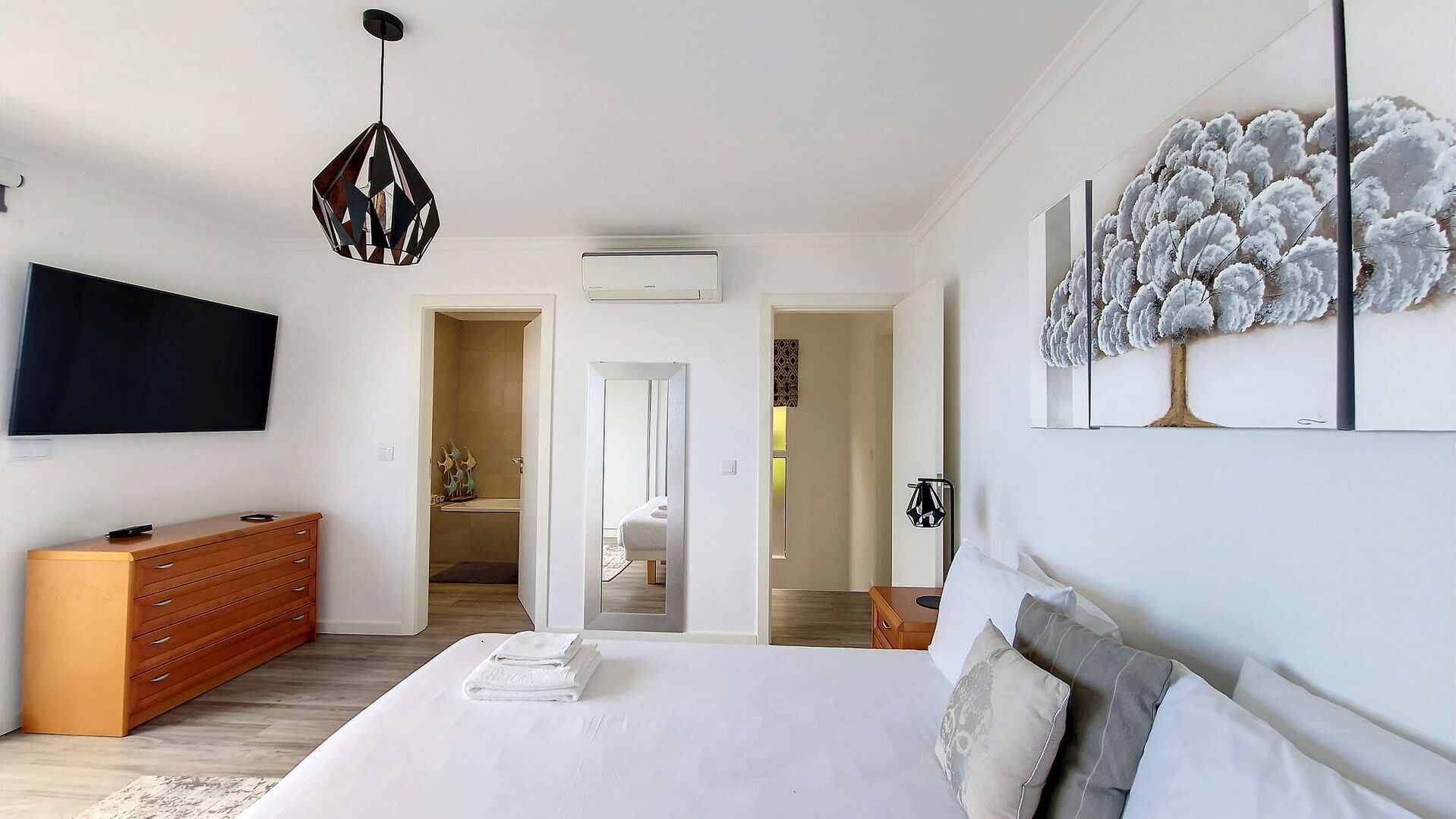 3 sovrum, strykjärn/strykbräda, resesäng och gratis wi-fi