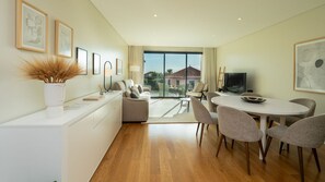 Interior - Sunlight Apartment by LovelyStay (Funchal)