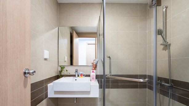 Family Apartment | Bathroom - Helios Rivergate Apartment (Ho Chi Minh City)