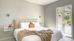 4 chambres, fer et planche à repasser, lit parapluie, Wi-Fi gratuit