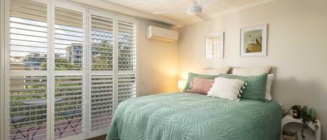 3 bedrooms, iron/ironing board, travel cot, WiFi