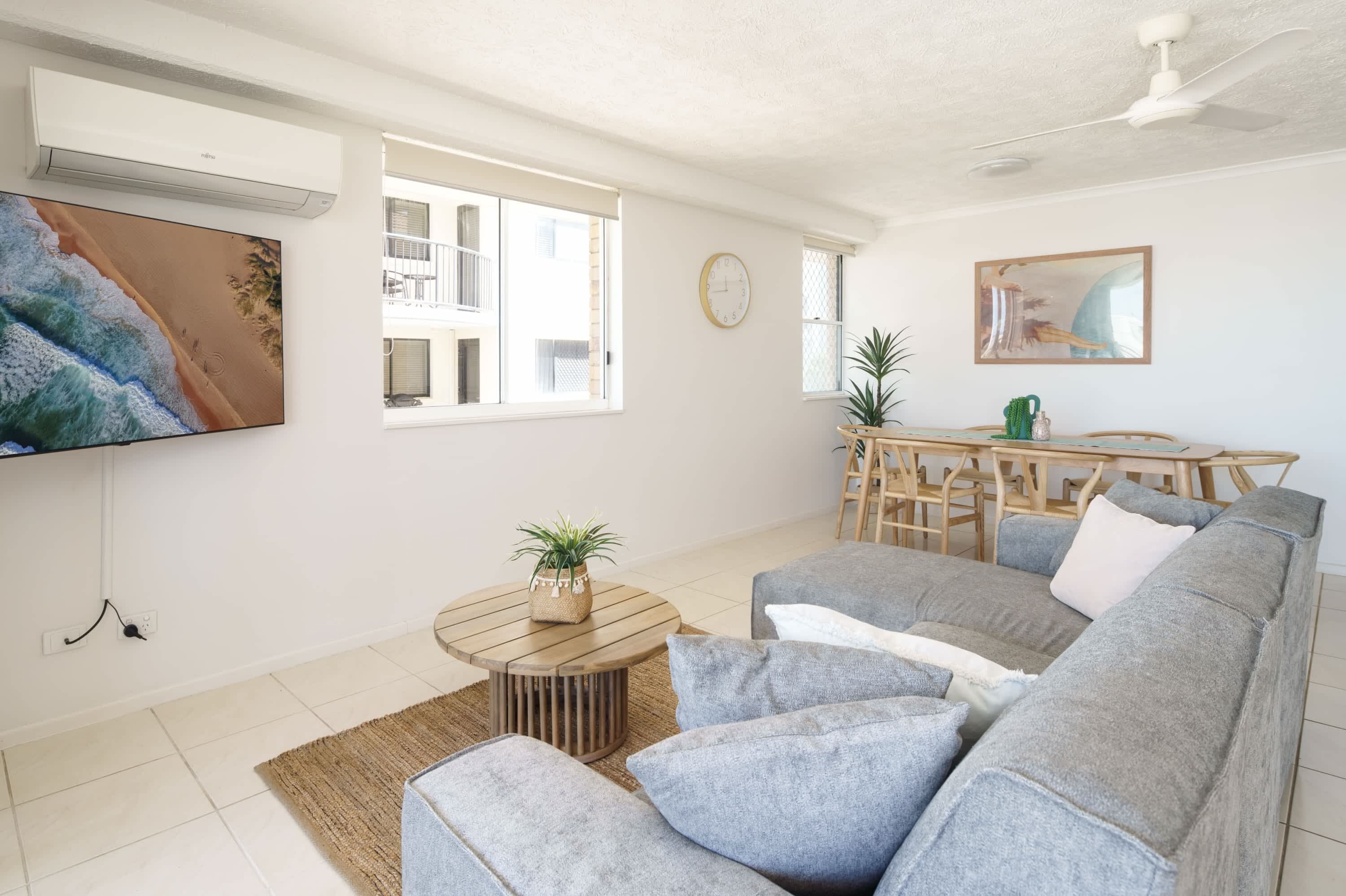 Kokomo Coastal Charm In Happy Valley - Caloundra