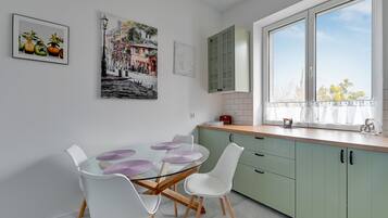 Căn hộ phong cách cổ điển | Bếp riêng