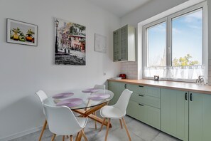 Classic Apartment | Private kitchen - Primavera by Grand Apartments (Gdansk)