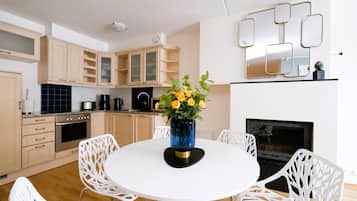 Appartement, 2 slaapkamers, sauna | 7 slaapkamers, hypoallergeen beddengoed, individueel gemeubileerd