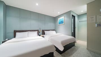 Party Room (Run of House) | 1 bedroom, blackout curtains, free WiFi