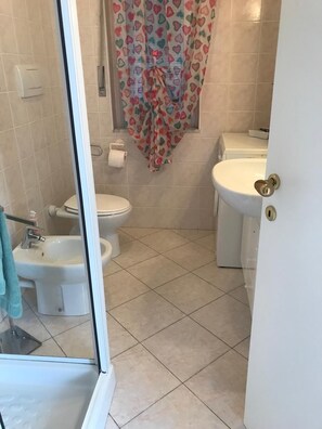 Hair dryer, towels, toilet paper - La Terrasse - Matteotti 110 (Ospedaletti)