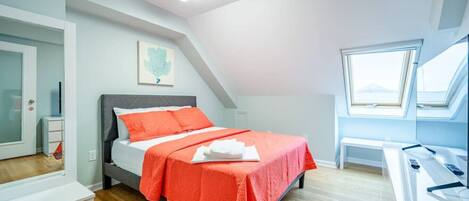 4 chambres, bureau, fer et planche à repasser, Wi-Fi