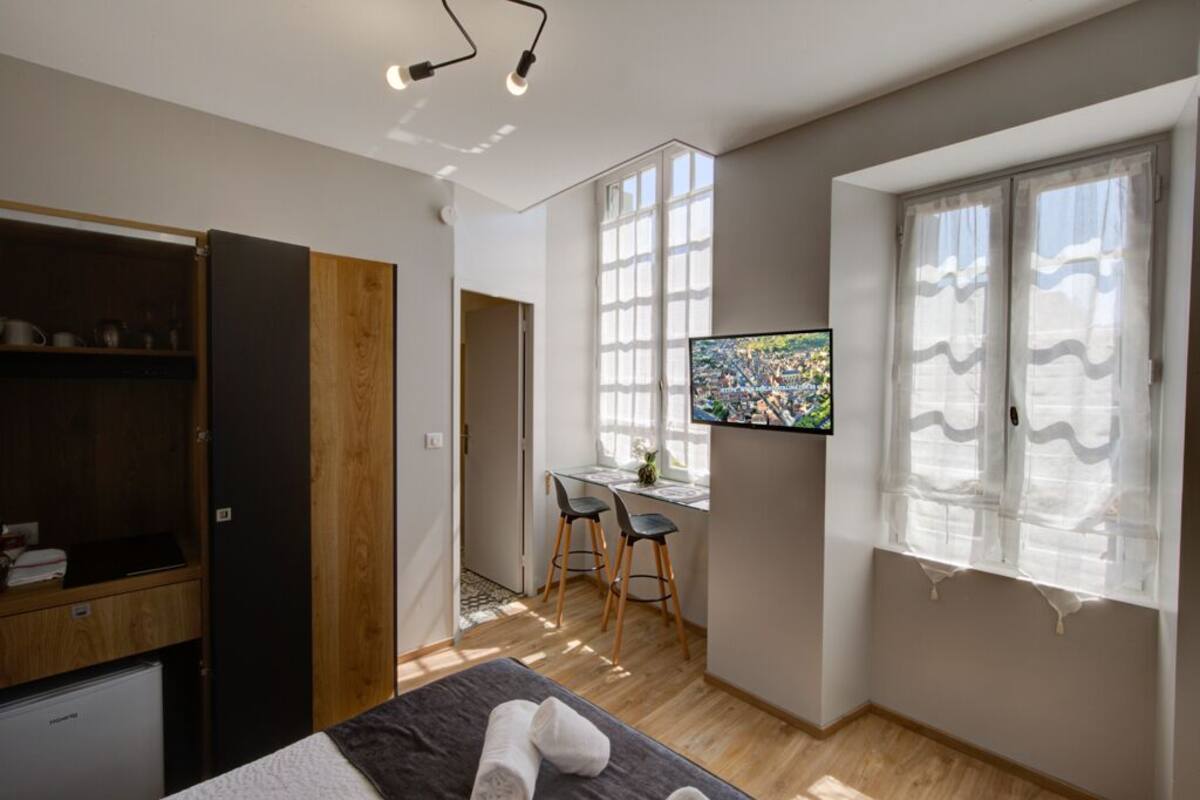 Een kluis op de kamer, gratis wifi, beddengoed
