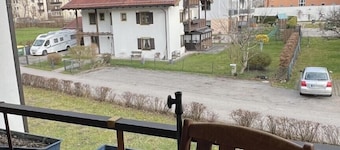 Ferienwohnung Lea mit 2 Schlafzimmern und Balkon