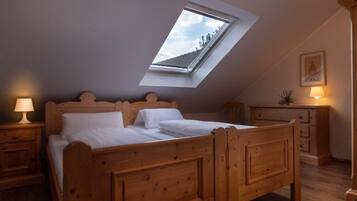 1 bedroom, internet, bed sheets