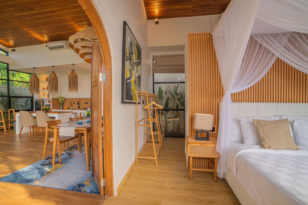 Executive Villa | 2 bilik tidur, peralatan tempat tidur premium, dihias secara berasingan