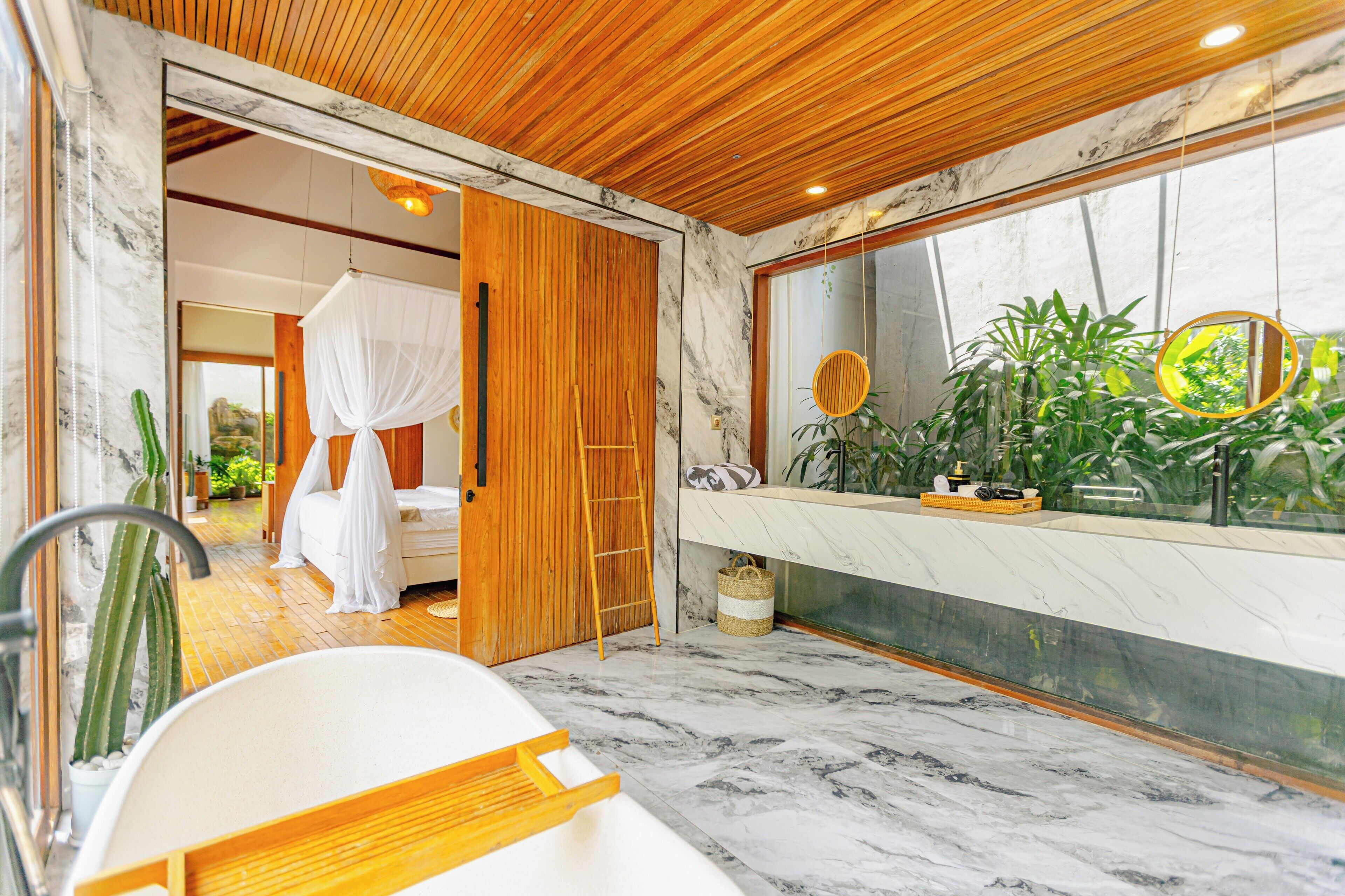 Familienvilla, eigener Pool | Badezimmer | Dusche, Regendusche, Handtücher, Seife