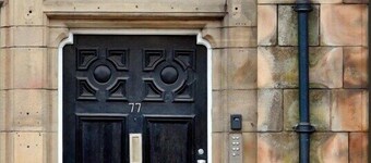 Heart of Matlock top floor apt
