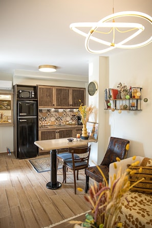 公寓, 无障碍 | 2 多间卧室、办公桌