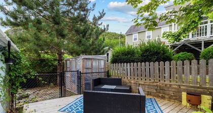 Patey’s Port Inn | 3 Bd | Hot Tub | Driveway