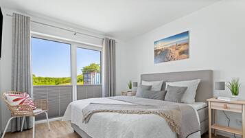 2 habitaciones, cuna de viaje, wifi gratis y ropa de cama