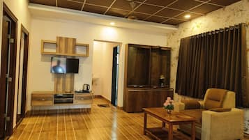 Family Cottage | 1 bedroom, free WiFi, bed sheets