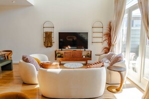 Fernseher, Arbeitsbereiche