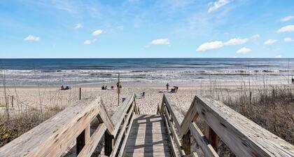 Sea Coast Suites 3 | Dog Friendly | Walking Distance to Everything