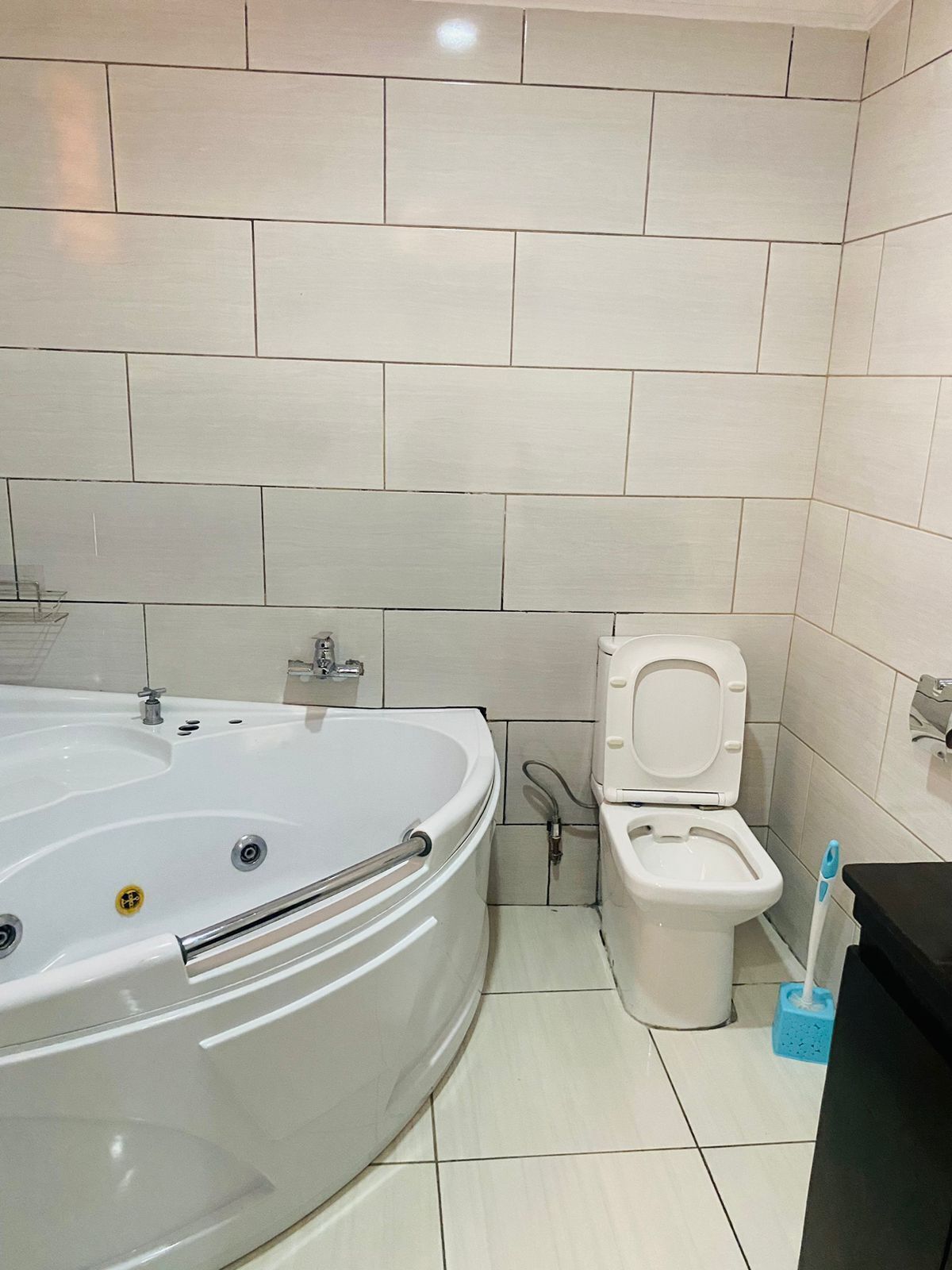 Comfort Double Room | Bathroom | Towels, soap, toilet paper